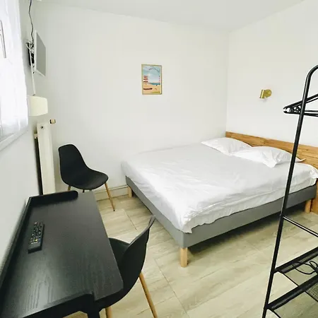 Le Littoral - Sur 호텔 2*