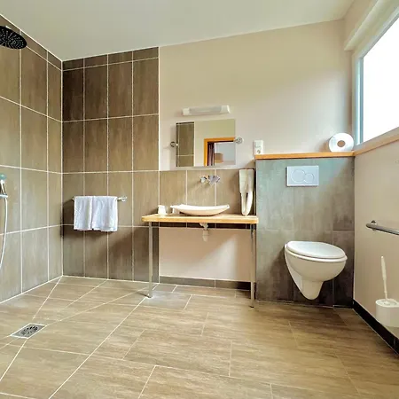 Le Littoral - Sur 호텔 2*